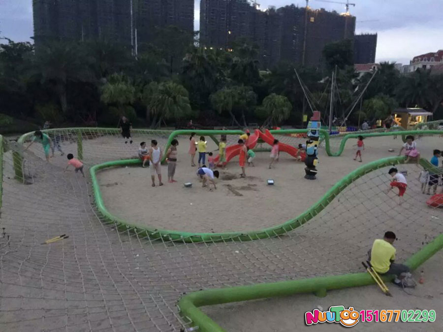 幼兒園環(huán)境的營造需要什么？離不開優(yōu)質(zhì)的游樂設(shè)備