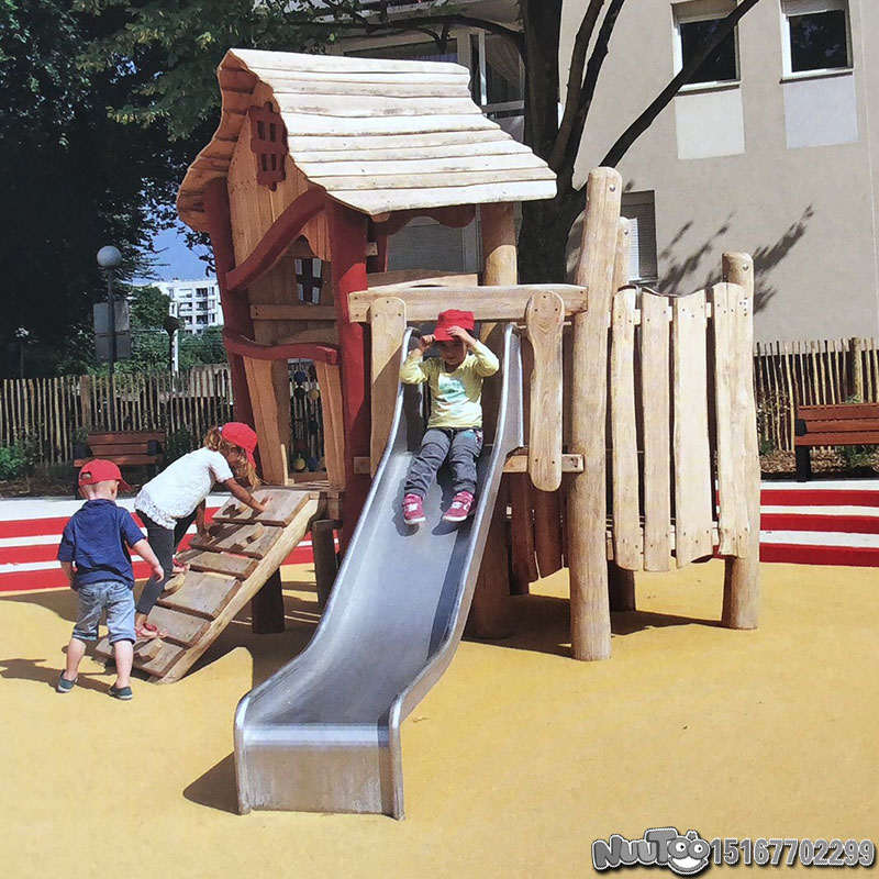 幼兒組合滑梯比傳統滑梯有哪些優勢？